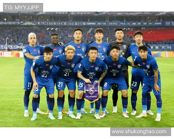 广州足球队与武汉足球队实力对比赛后分析与总结