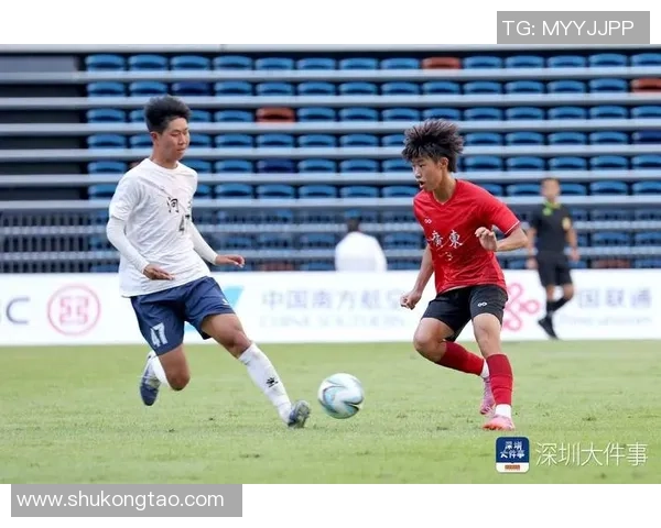 广州足球队团队协作能力提升显著创新高引发广泛关注与讨论