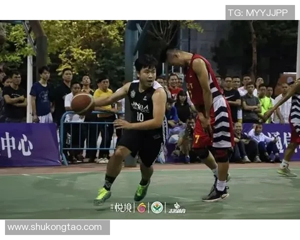 杭州篮球队的攻防策略分析与比赛控制能力的得失探讨